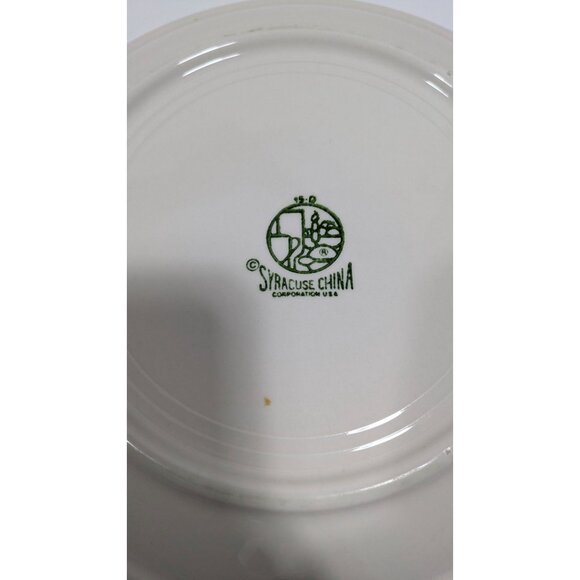 Syracuse Strawberry Hill Ceramic Dinner Plate Floral Red White Vintage - Picture 8 of 8